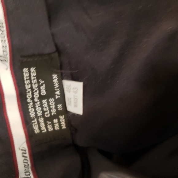 Mans suit. DO NOT BUNDLE!!! - Picture 5 of 6